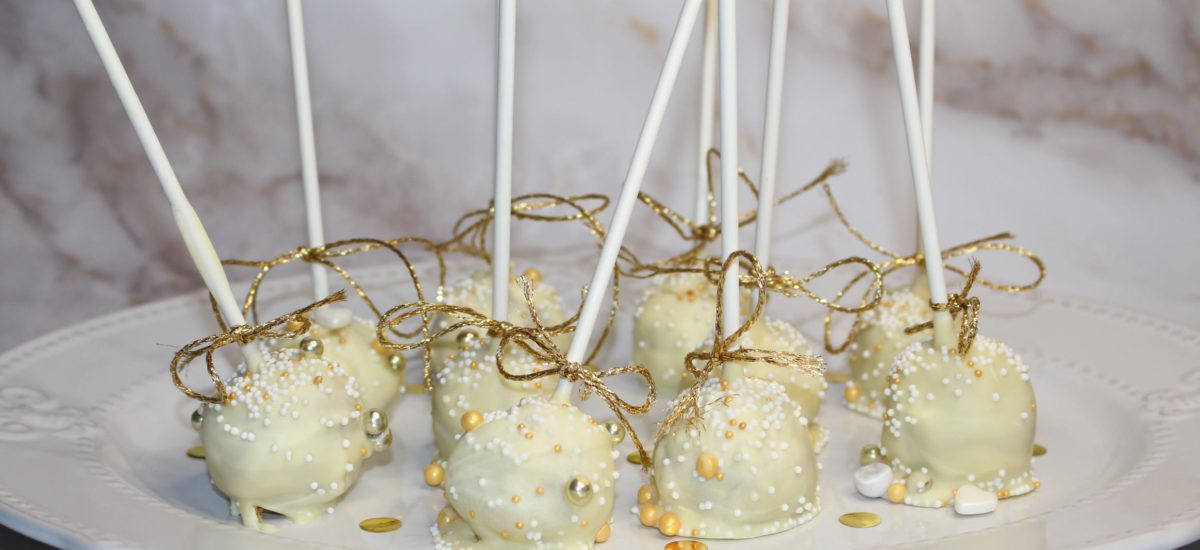 White Chocolate Cake Pops – the hit at your party