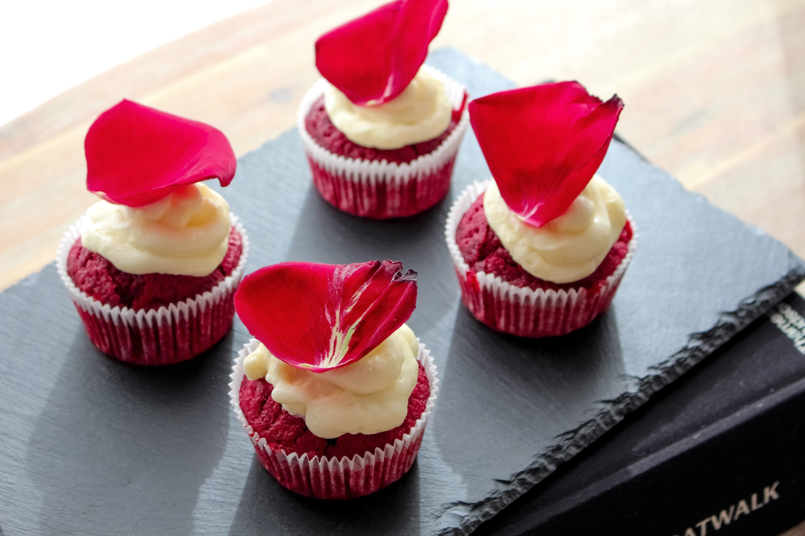 Red Velvet Cupcakes scaled