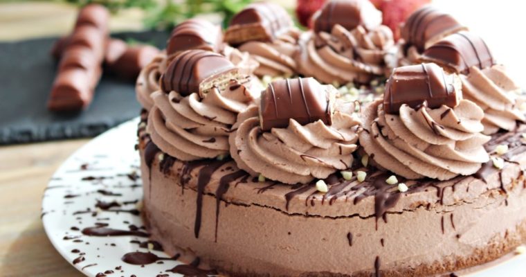 Kinder Bueno Chocolate Cake