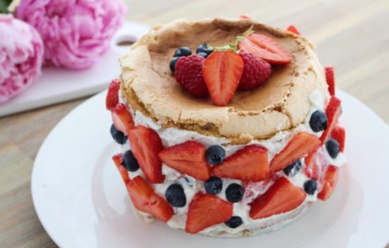 Berry Bomb Meringue Cake