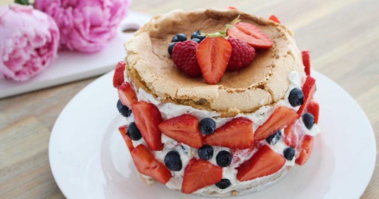 Berry Bomb Meringue Cake